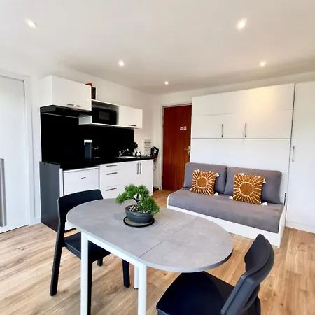 Apartment L'azur - 50 M De La Plage, Wi-fi, Moderne, La Baule-Escoublac